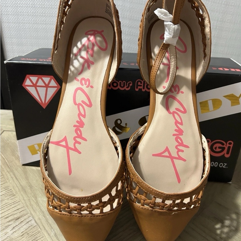 NEW ROCK & CANDY BEAUTIFUL SANDALS, COLOR TAN, Us SZ 9